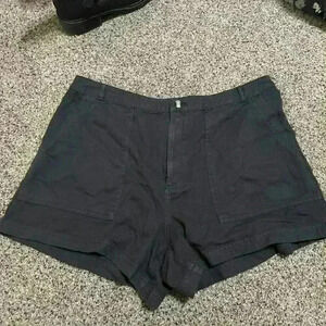 EUC Women’s Size 16 Universal Thread Shorts